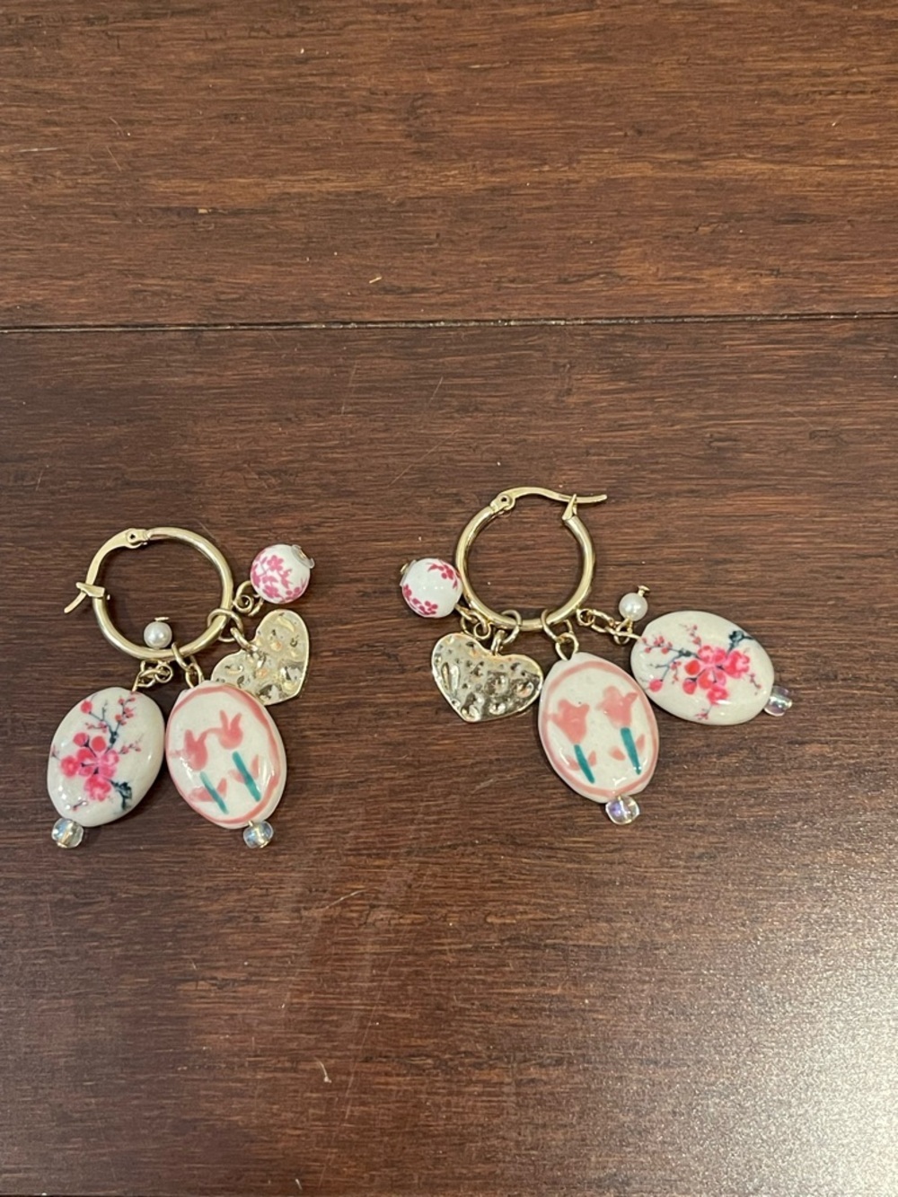 pink floral and heart multi charm gold hoop earrings nwot
